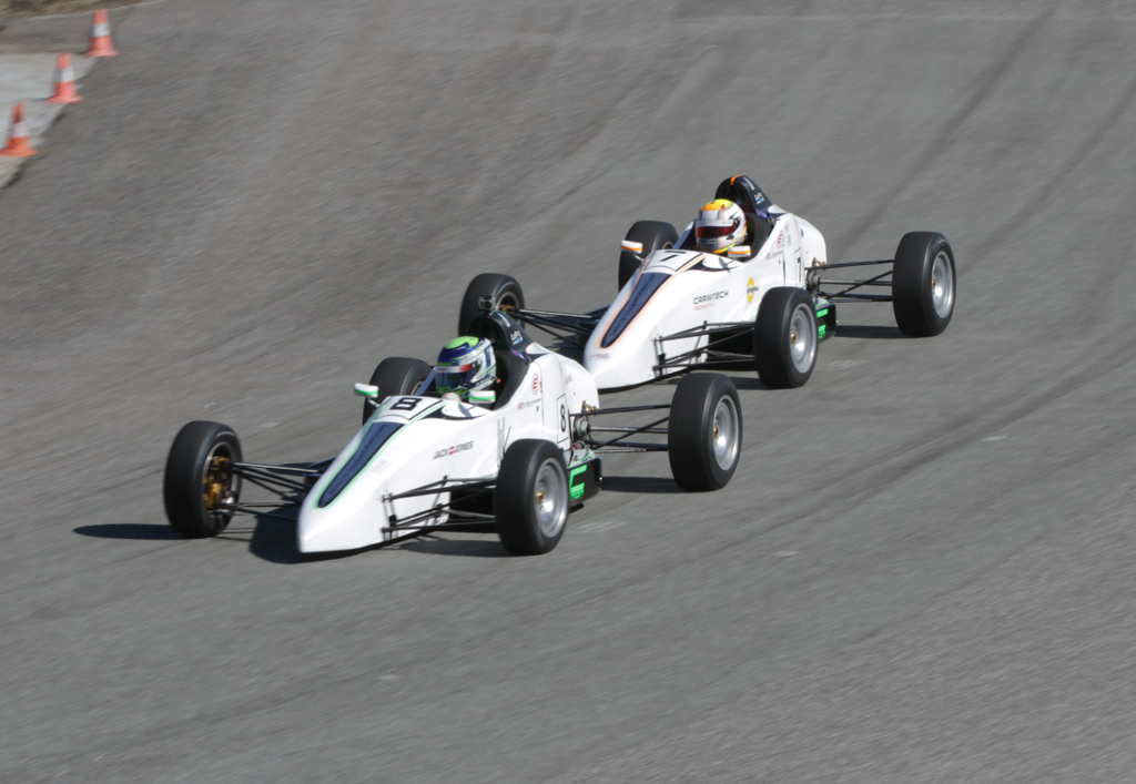 Michael Markussen foran Lasse Sørensen
(Foto: Motorsporten.dk)